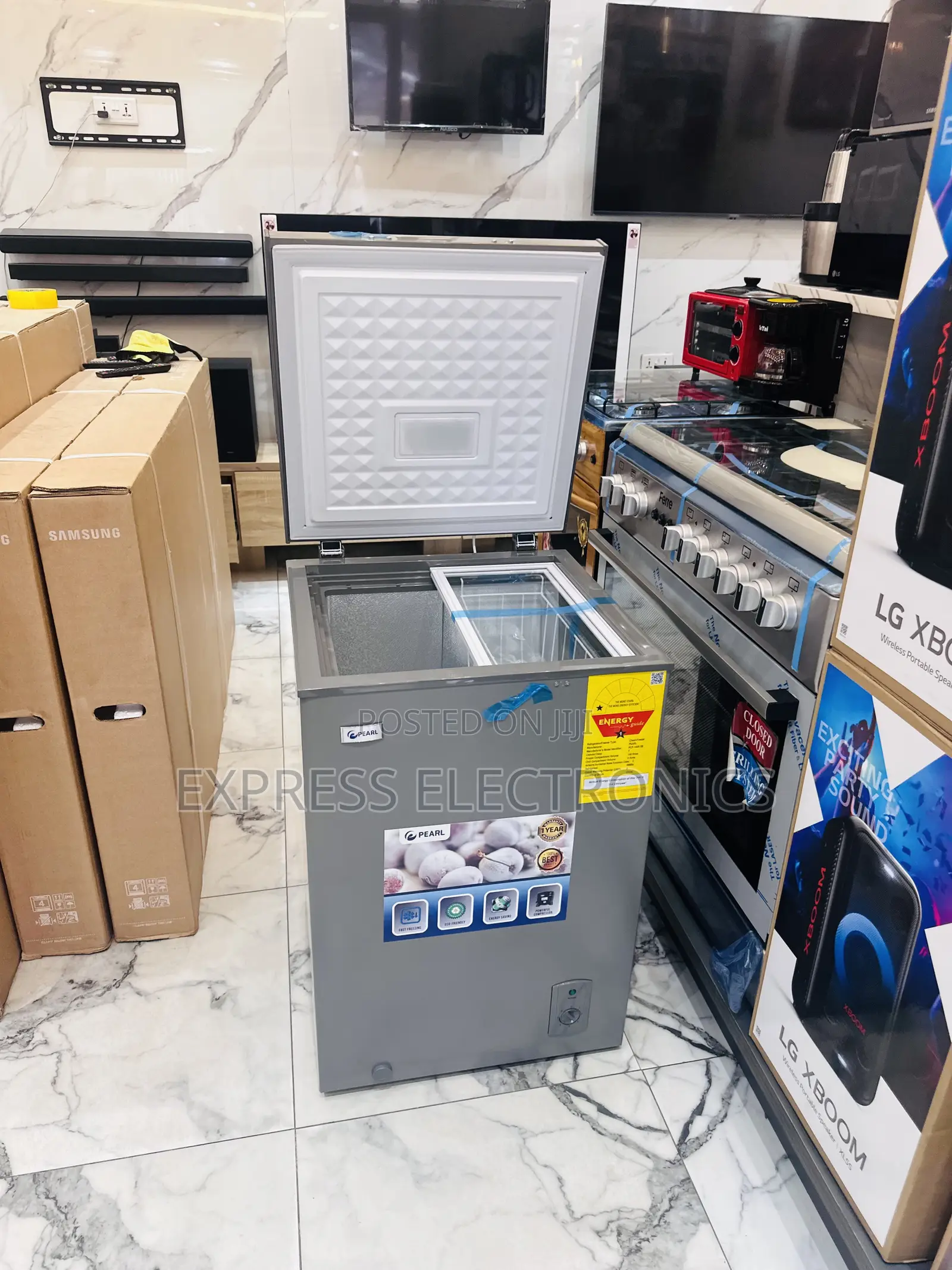 Manual Defrost Chest Freezer 100L Pearl.