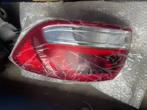 Kia Sorento 2018 Taillight Available