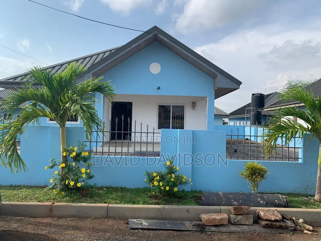 2bdrm Mansion in Executive 2 Bedroom, Tema Metropolitan for rent
