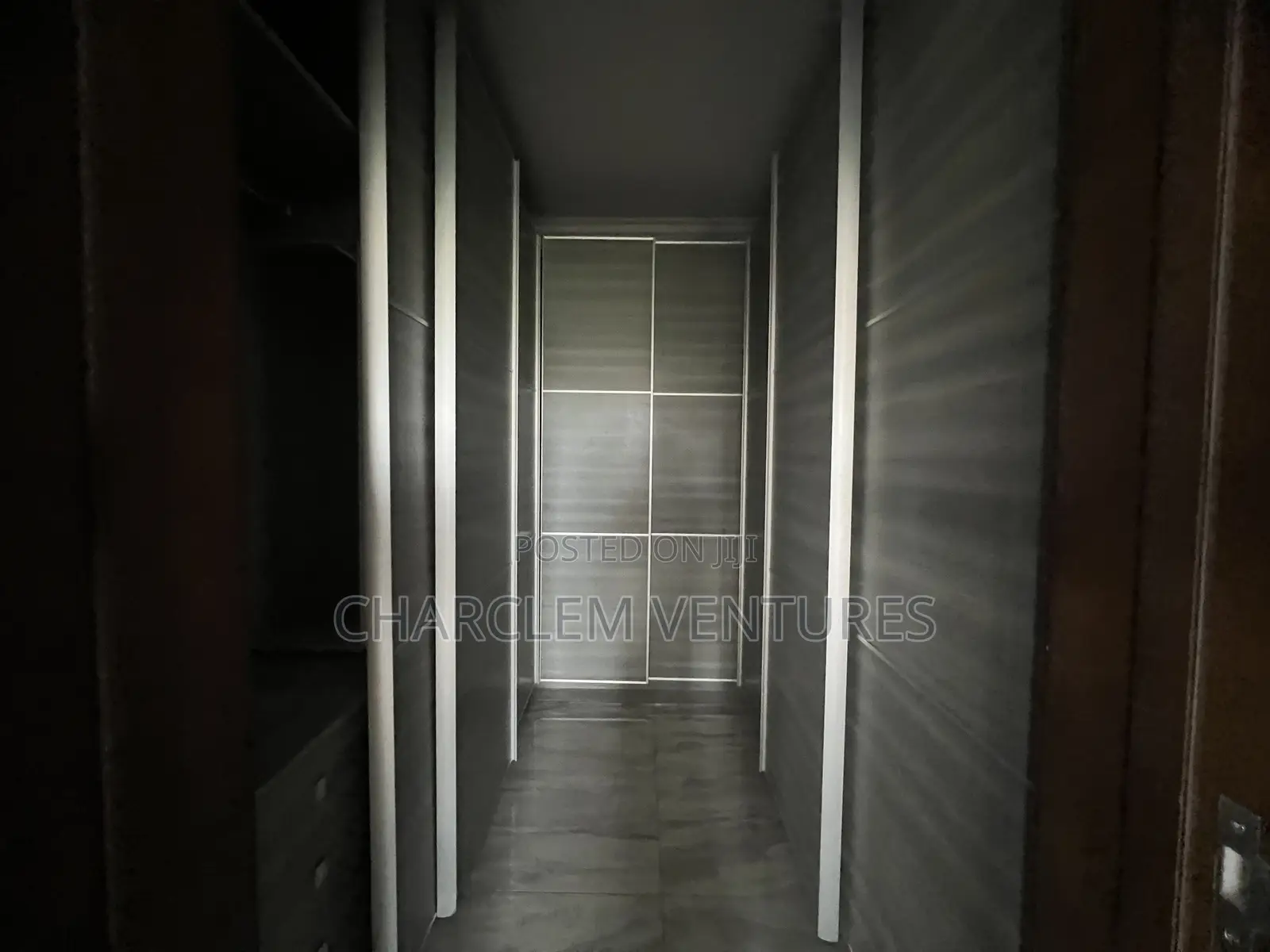 6bdrm House in Charclem Ventures, Accra Metropolitan for rent