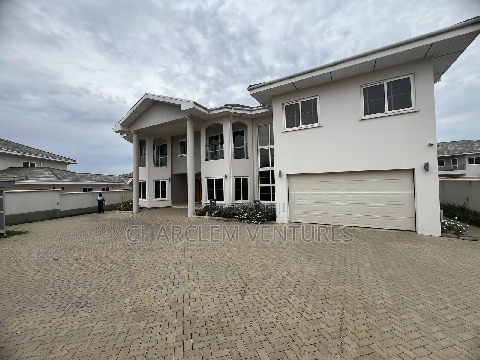 6bdrm House in Charclem Ventures, Accra Metropolitan for rent