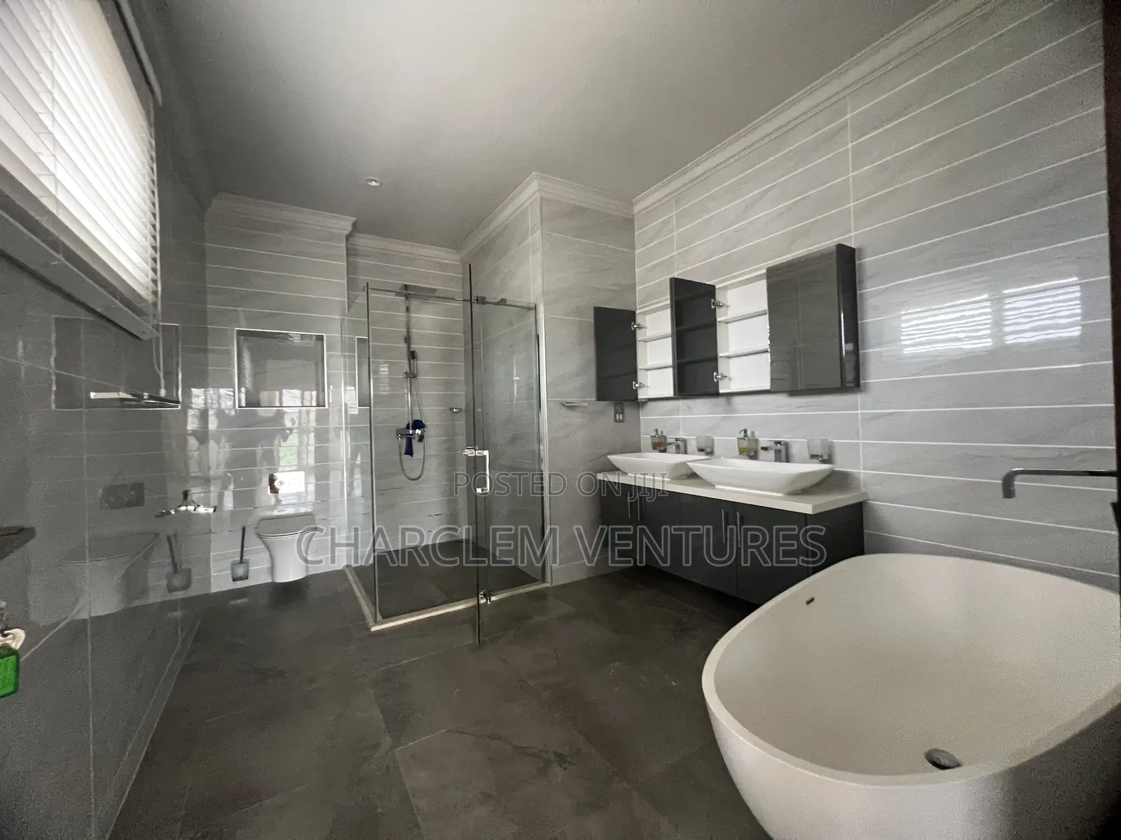 6bdrm House in Charclem Ventures, Accra Metropolitan for rent