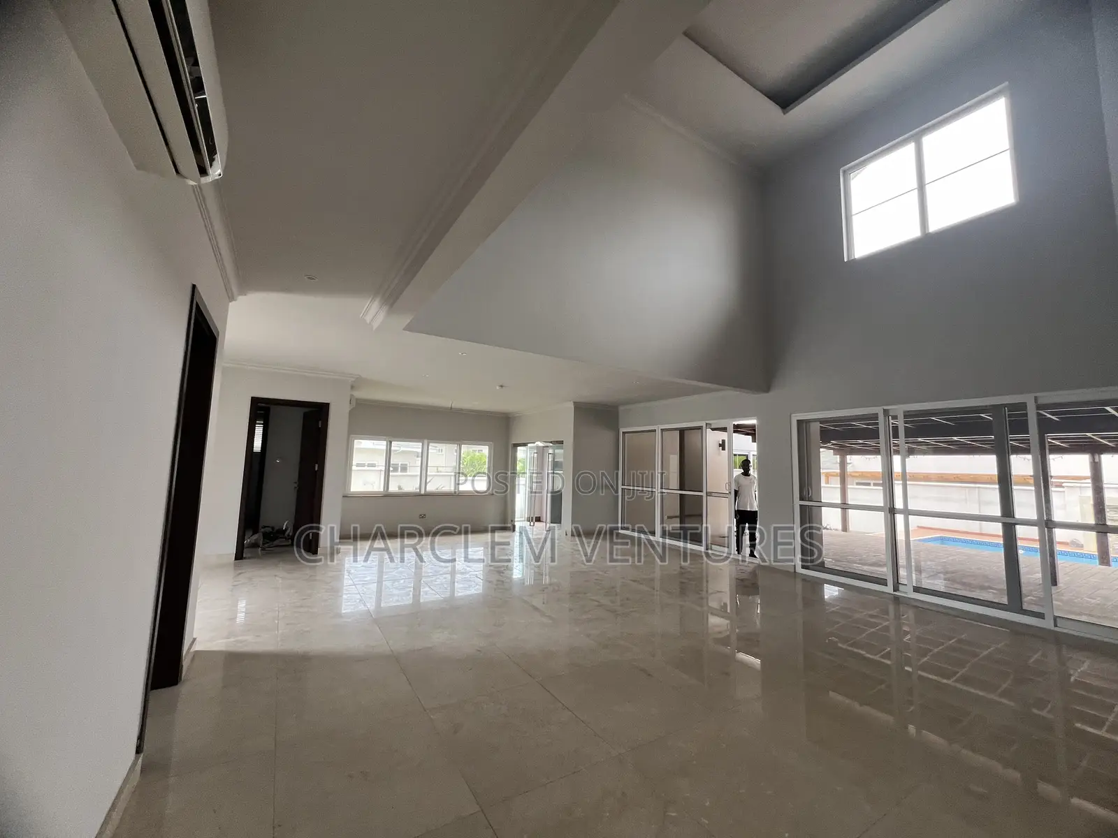 6bdrm House in Charclem Ventures, Accra Metropolitan for rent