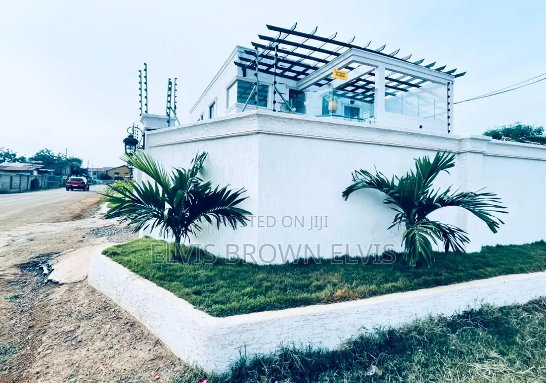 4bdrm House in East Legon Trasacco for sale