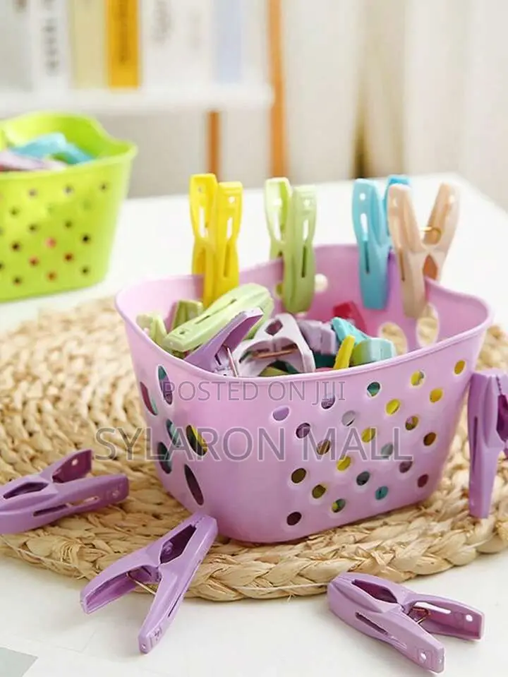 30 Pegs in Basket