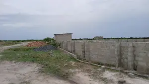 Settle on Registered Land in a Gated Estate.