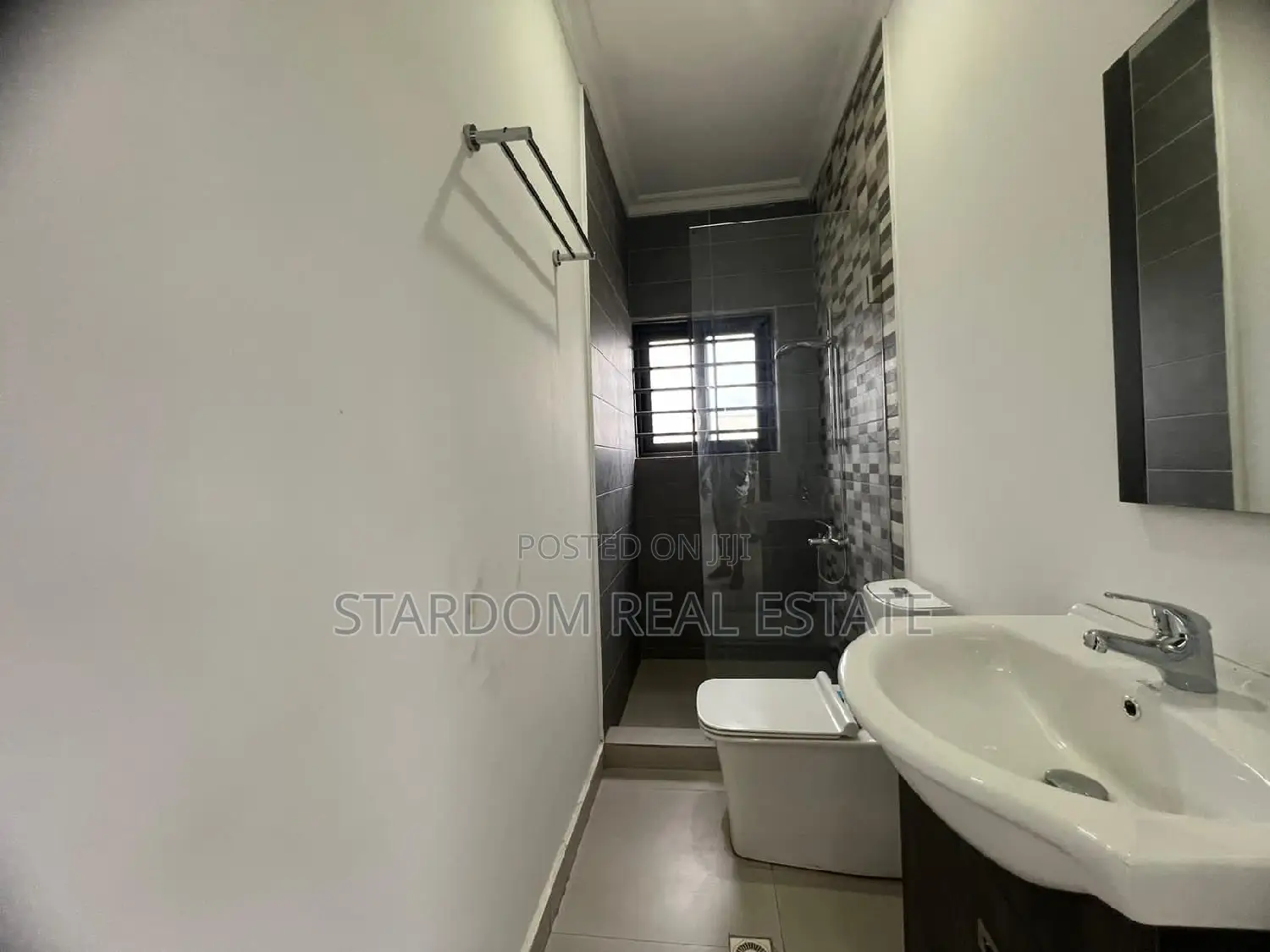 4bdrm Duplex in Tseaddo for rent