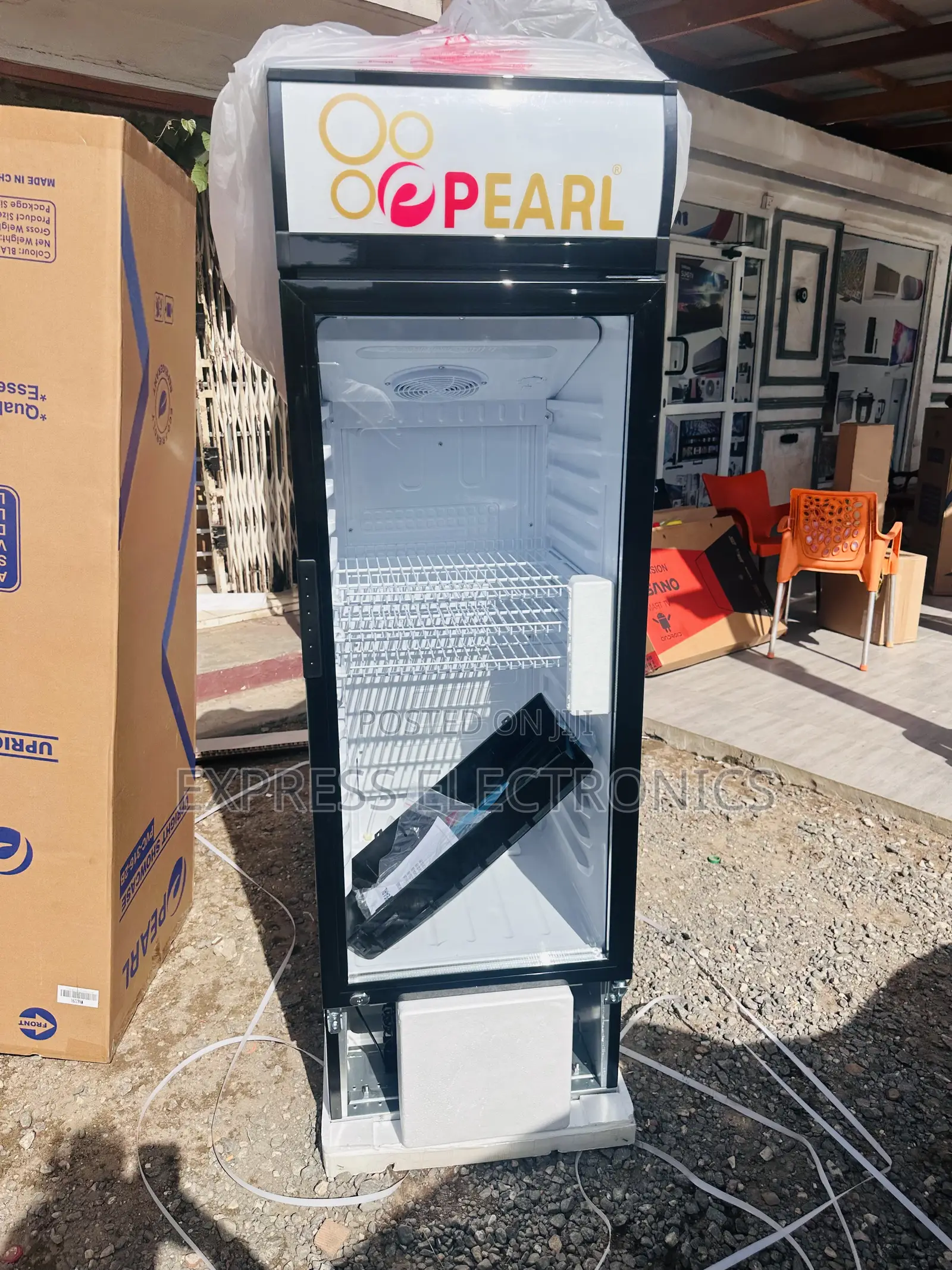 Extremely Well Display Fridge PVC-316 Single Door Pearl