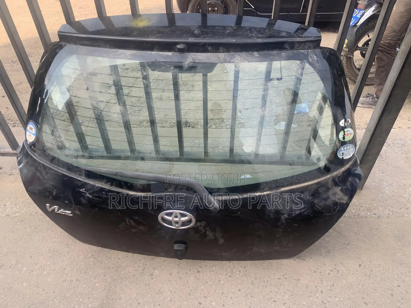 Toyota Yaris/Vitz 2008-2010 Back Boot