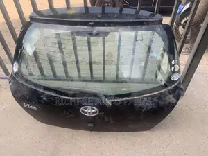 Toyota Yaris/Vitz 2008-2010 Back Boot