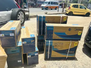 Powerful 2hp Split R410 Has Midea White