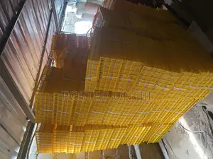 Hatching Crate and Basket