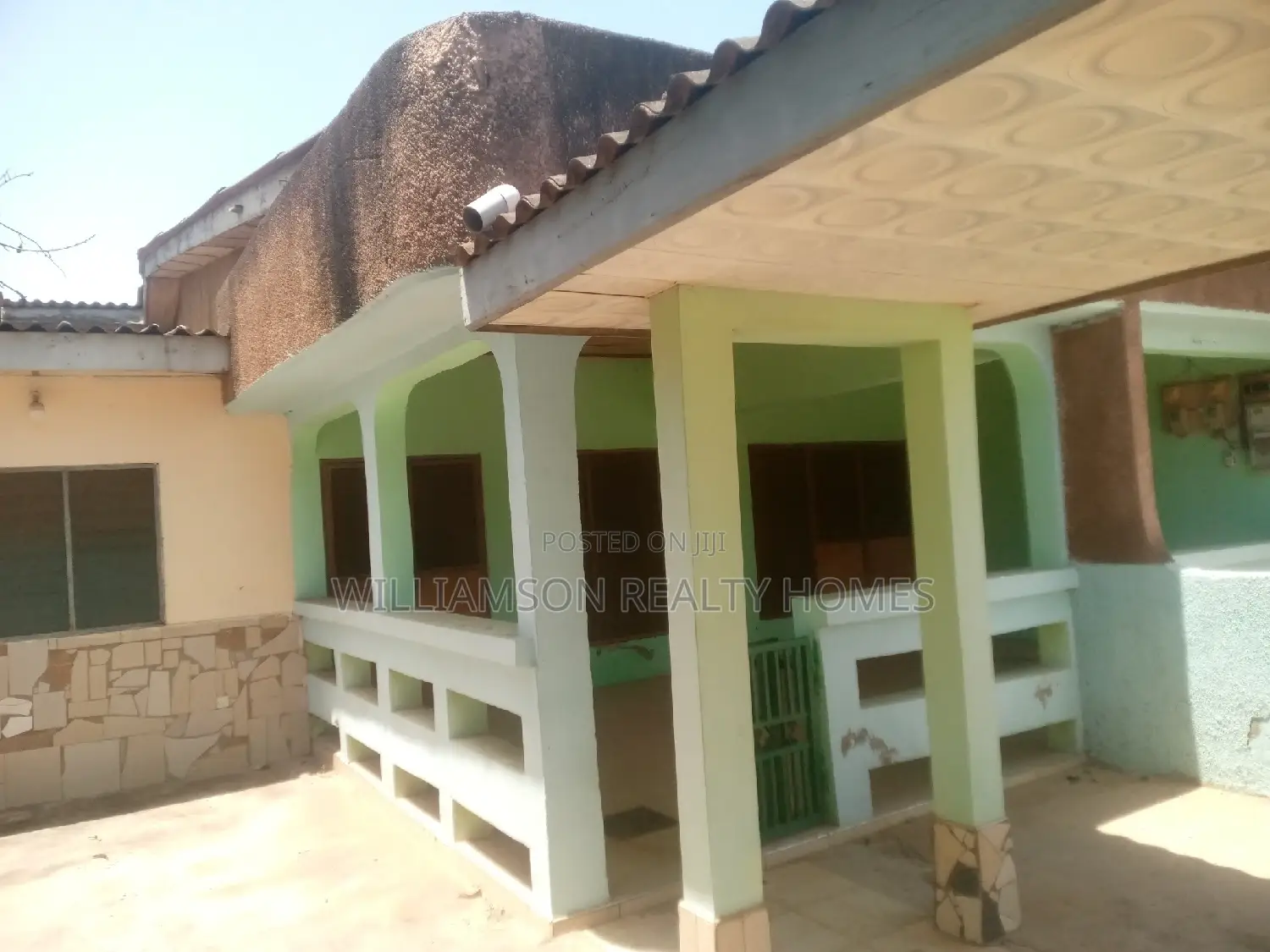1bdrm Apartment in Community 18 Area, Spintex for rent