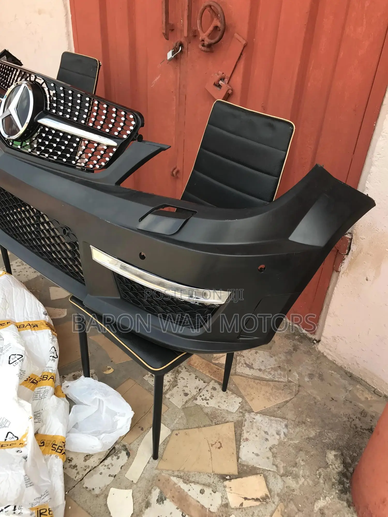 W204 Amg Bumper C63 Available