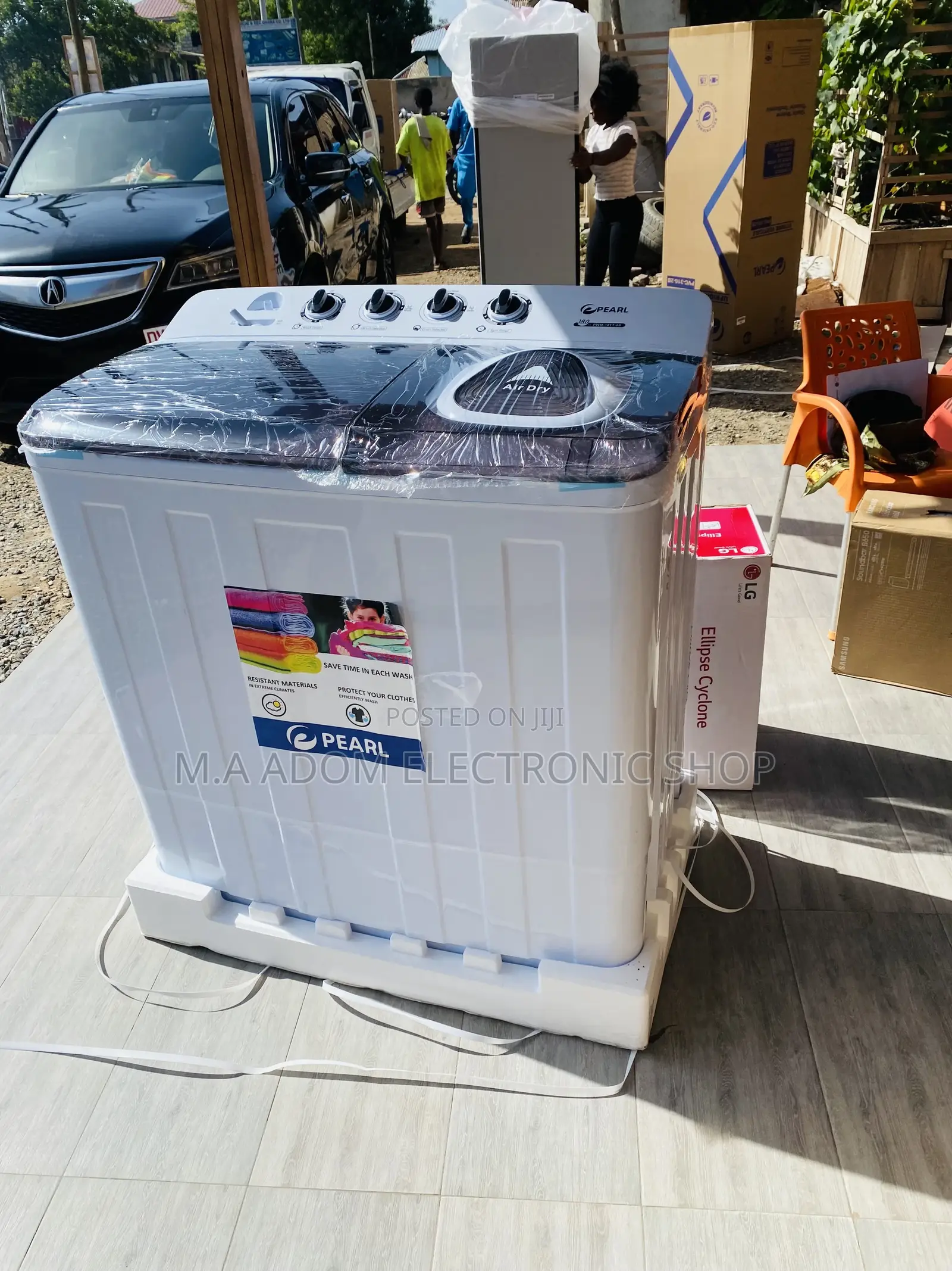 Classic Design Pearl 18kg Top Load Electric Washing Machine.