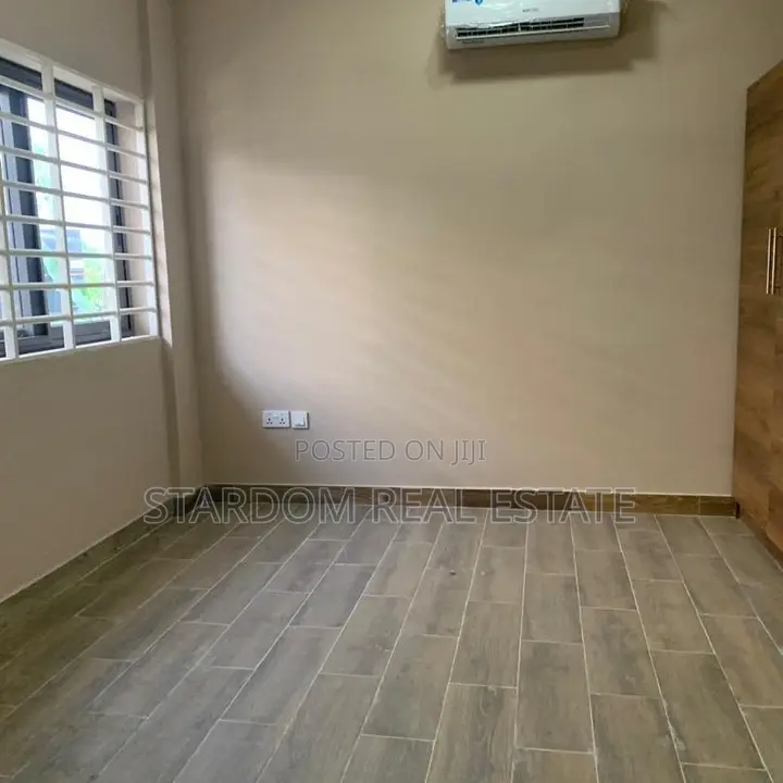 2bdrm Apartment in American House for rent