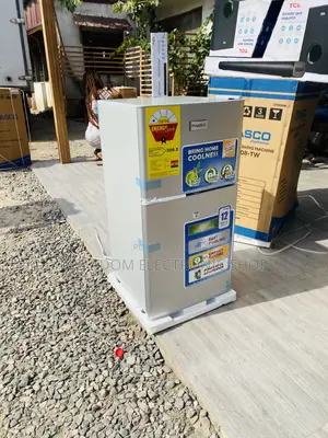 Electric Nasco Nasf2-120 Double Door Table Top Fridge.