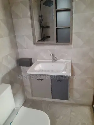 4bdrm Duplex in Ofankor for sale