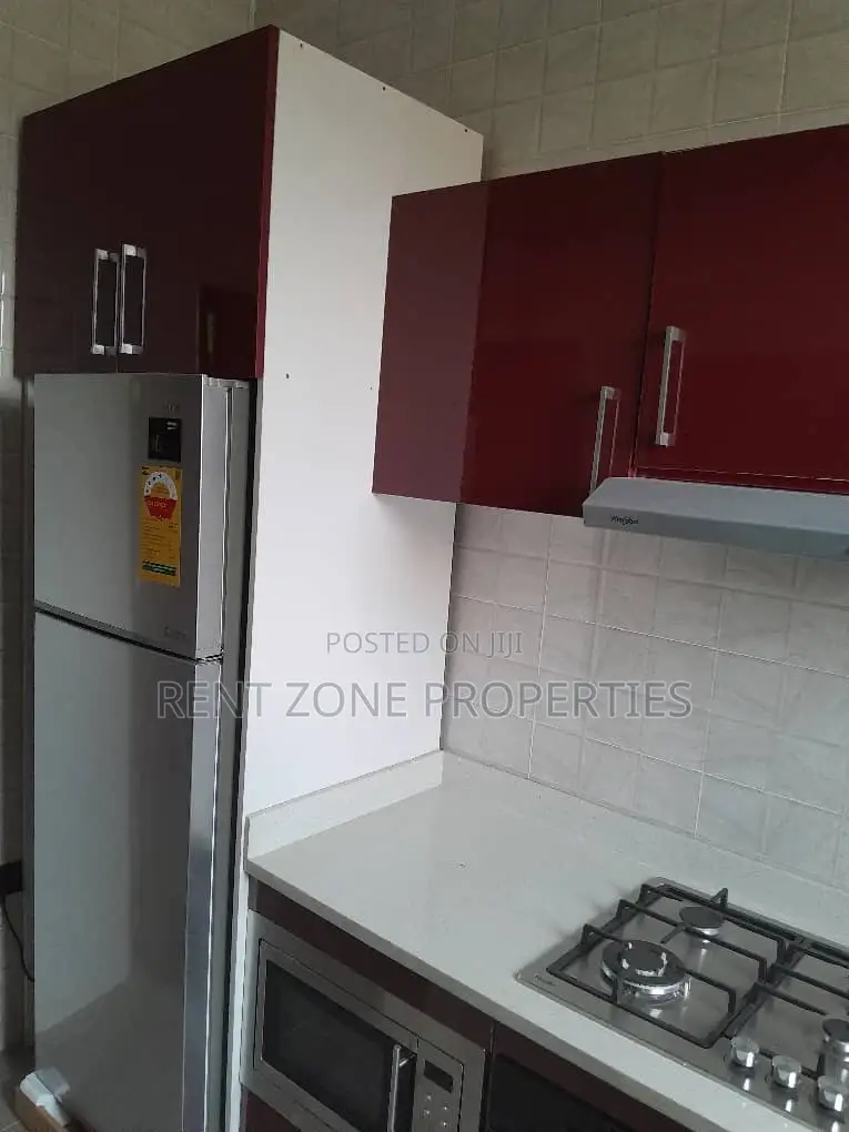4bdrm Duplex in Ofankor for sale
