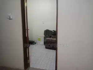 9bdrm House in Ahenema Kokoben, Kumasi Metropolitan for sale