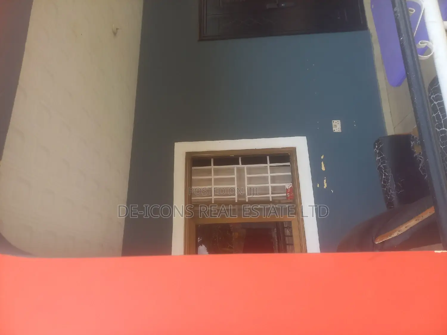 3bdrm House in De-Icons Real Estate, Awutu Senya East Municipal