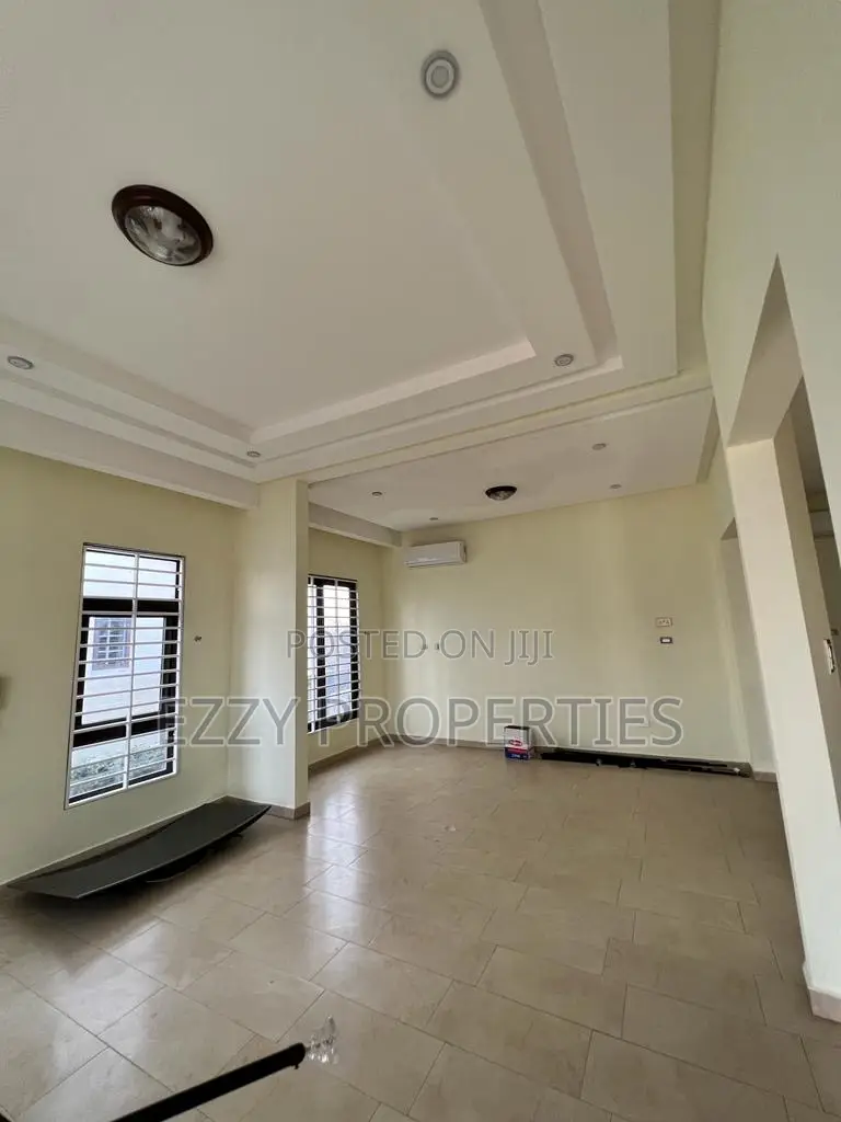 3bdrm Bungalow in Adringanor, Galaxy, Adjiriganor for rent