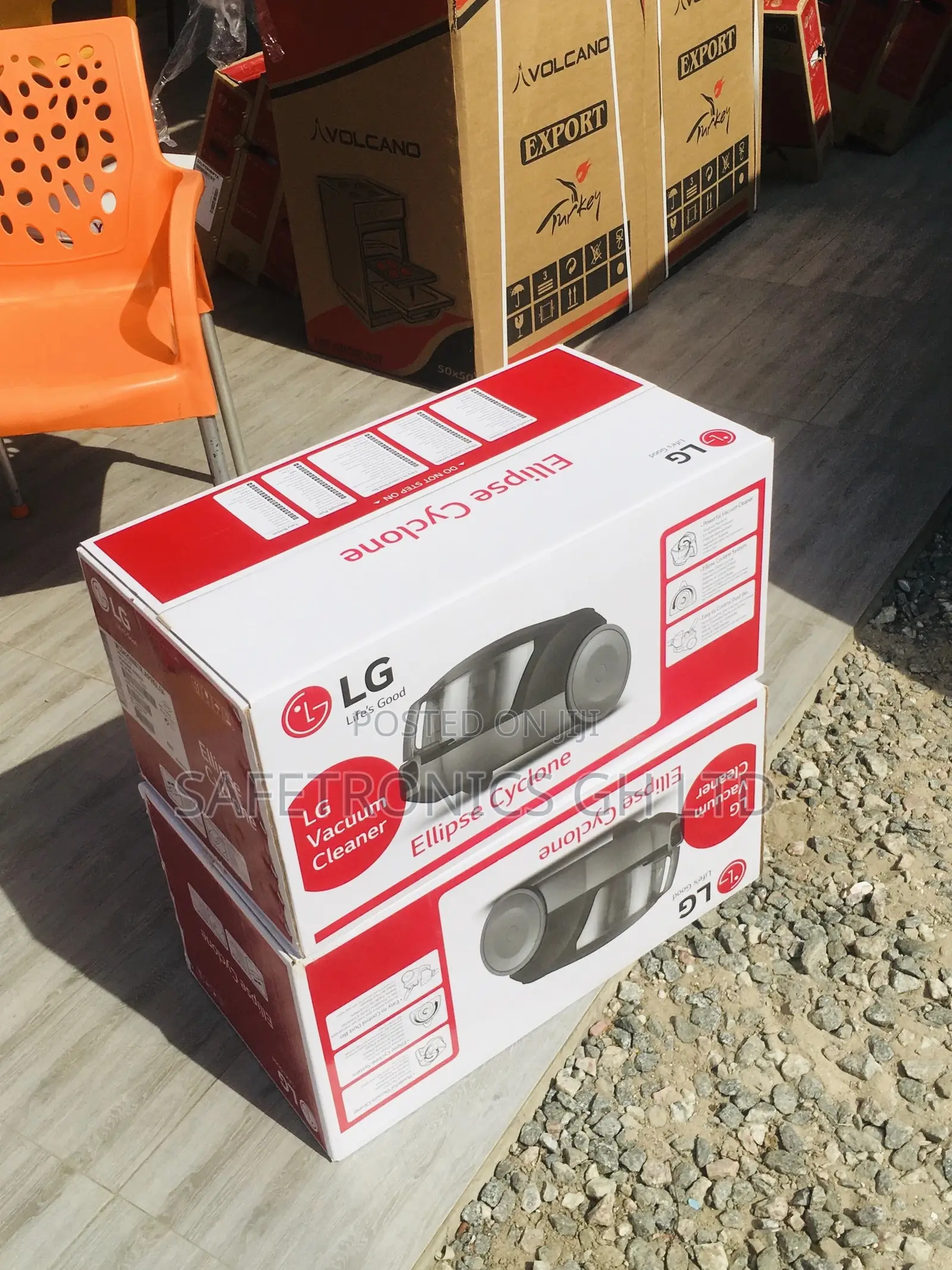 Purchase LG 20 Liters Vacuum Cleaner Red/Black Vc5420nntr