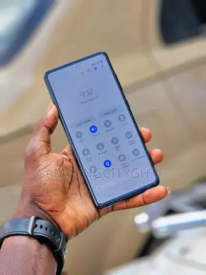 New Samsung Galaxy S20 FE 5G SD865 128 GB Blue