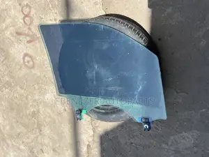 Dodge Ram 1500 Door Glass