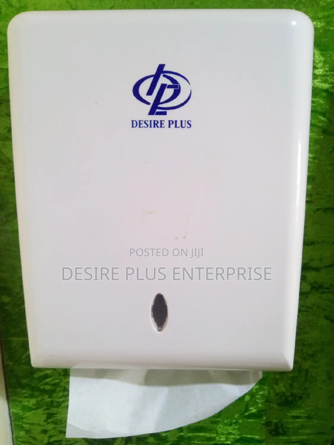 Z Fold Or V Fold Hand Tissue Dispenser