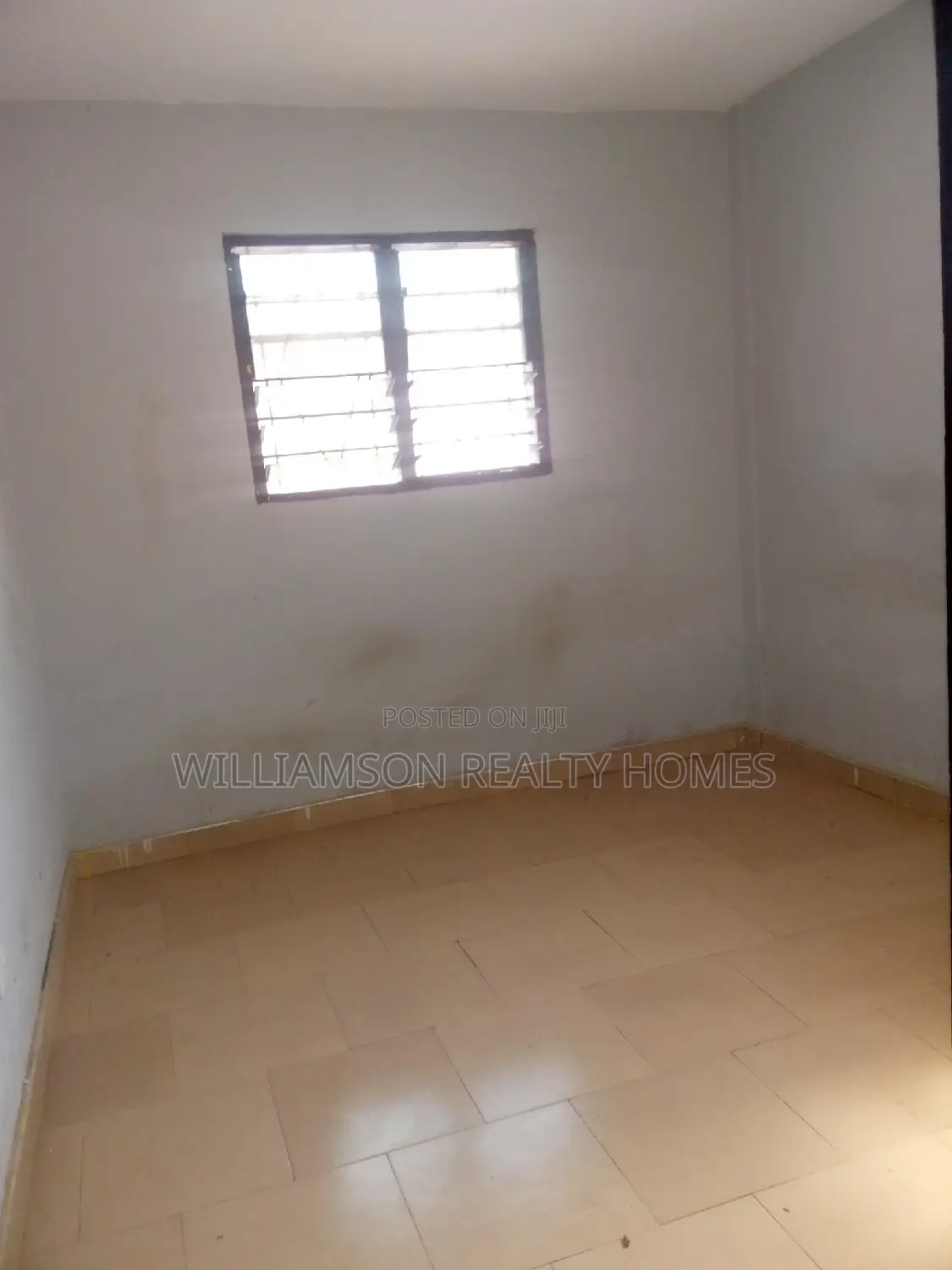 1bdrm Apartment in Community 18 Area, Spintex for rent