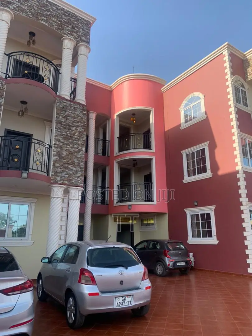 2bdrm Apartment in Grada Estate for rent