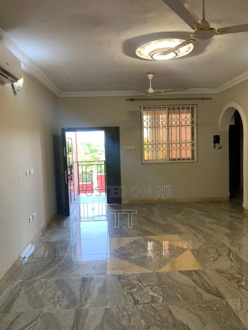 2bdrm Apartment in Grada Estate for rent