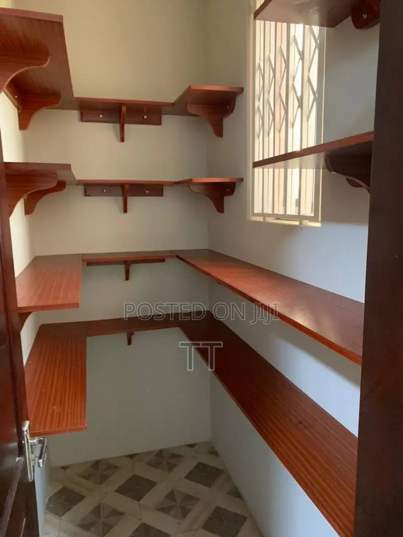 2bdrm Apartment in Grada Estate for rent