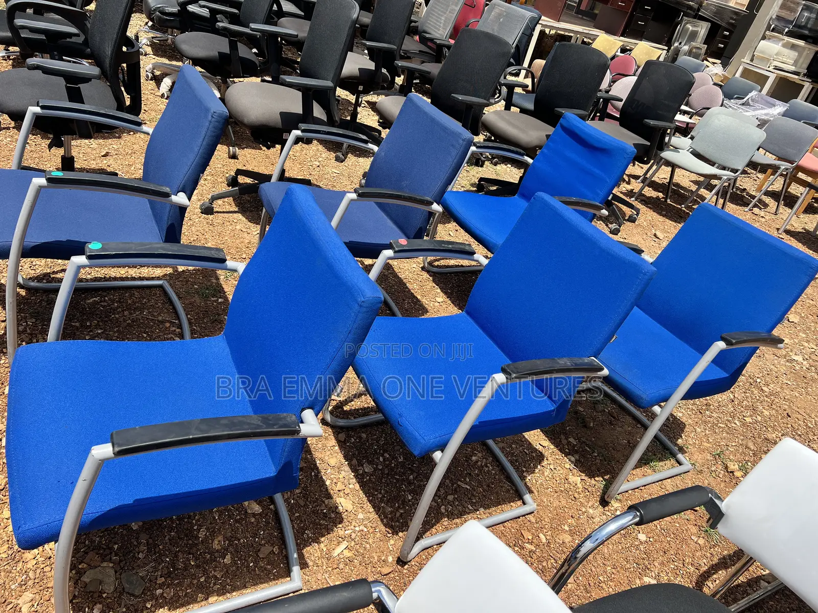 Uk Used Chairs for Front Desks and Church’S