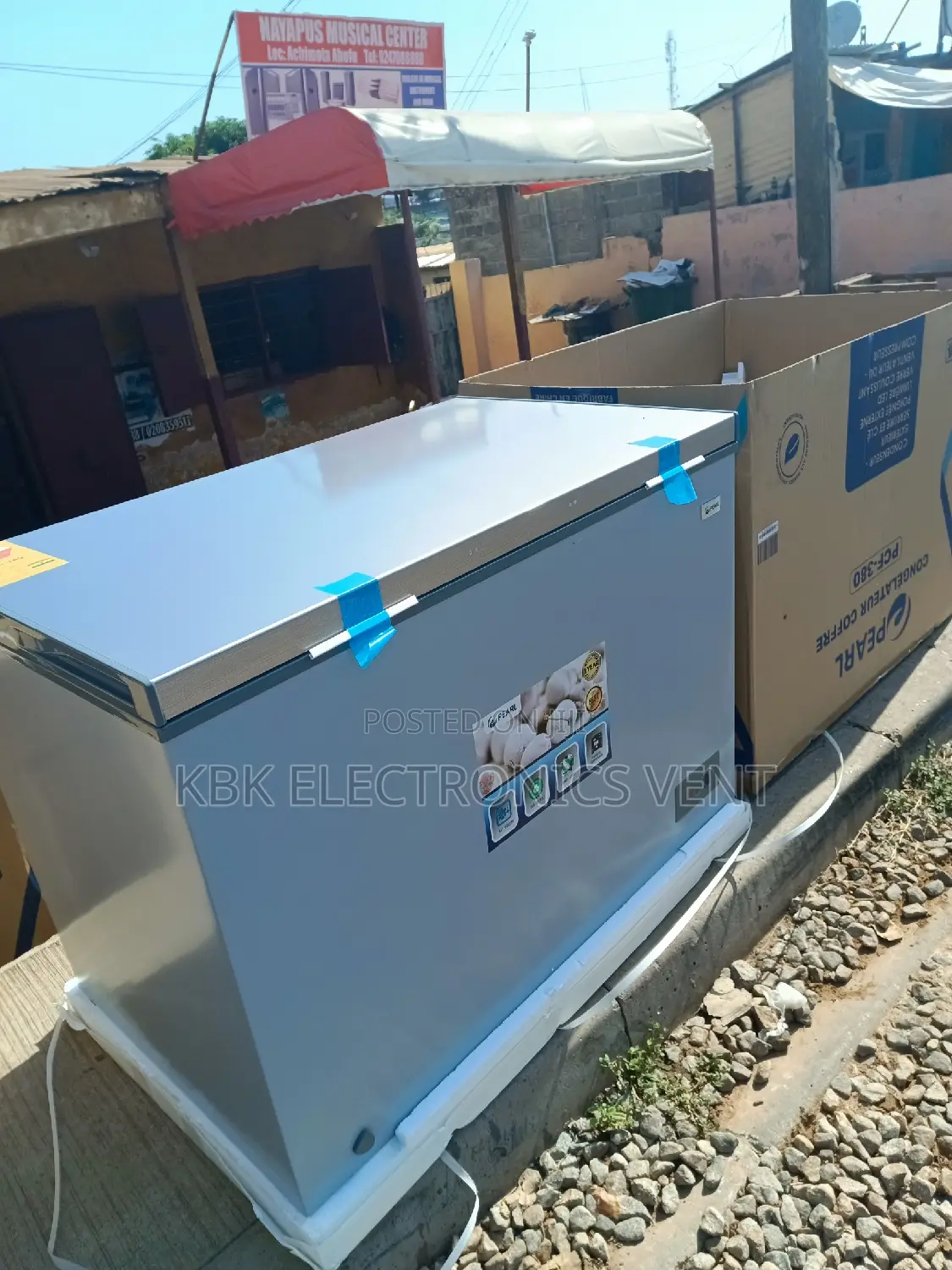 Perl Pcf380(316ltr) With Glass Top