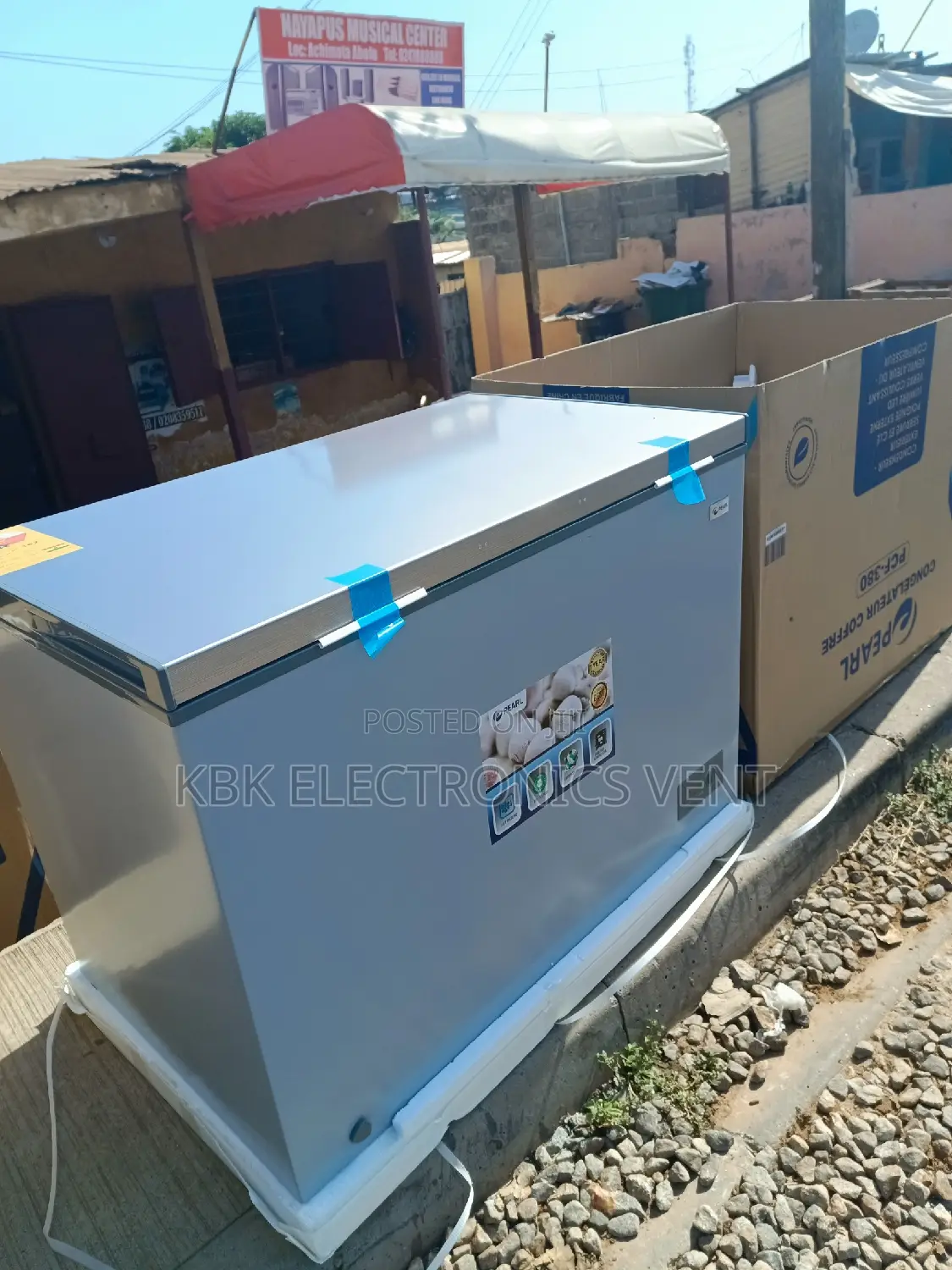 Perl Pcf380(316ltr) With Glass Top