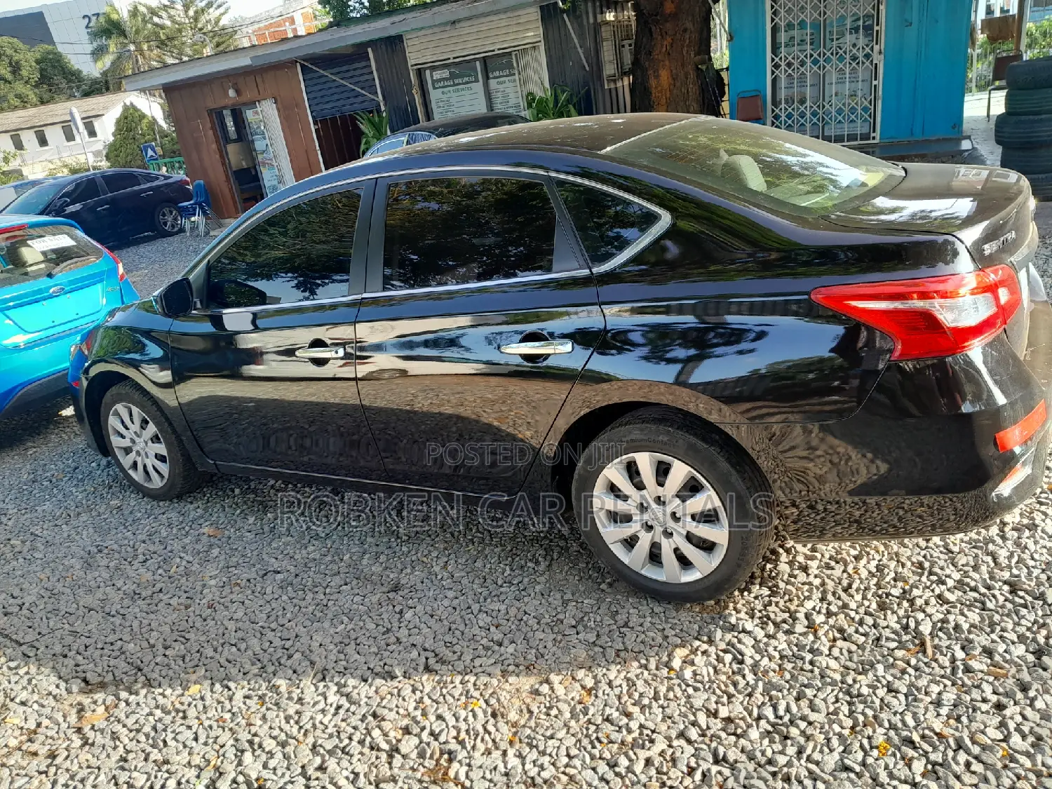 Rent a Car - Nissan Sentra.