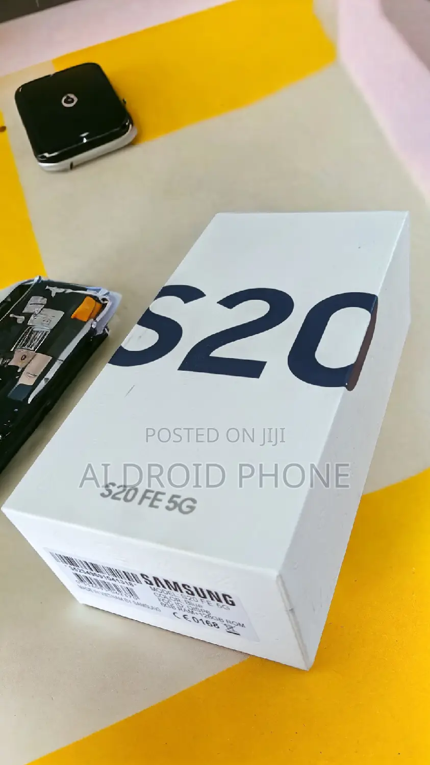 New Samsung Galaxy S20 FE 128 GB Silver