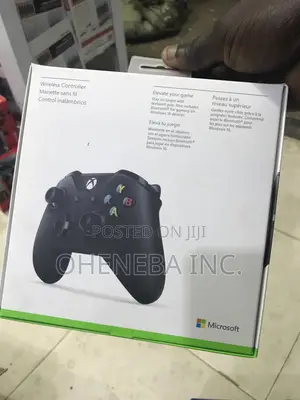 Brand New Xbox One S and X Controller