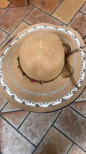 Ladies Straw Hat or Beach Hat Available Bbmmddii