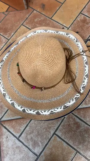 Ladies Straw Hat or Beach Hat Available Bbmmddii