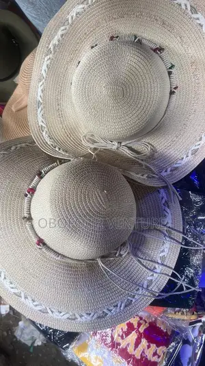 Ladies Straw Hat or Beach Hat Available for All Occasions 024 Uu3 PPK