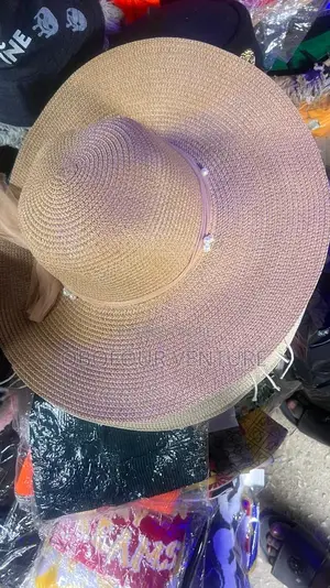 Ladies Straw Hat or Beach Hat Available. 1