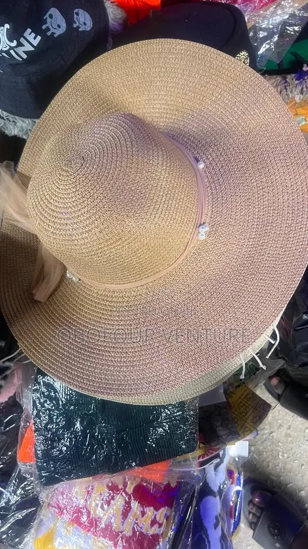 Ladies Straw Hat or Beach Hat Available. 1