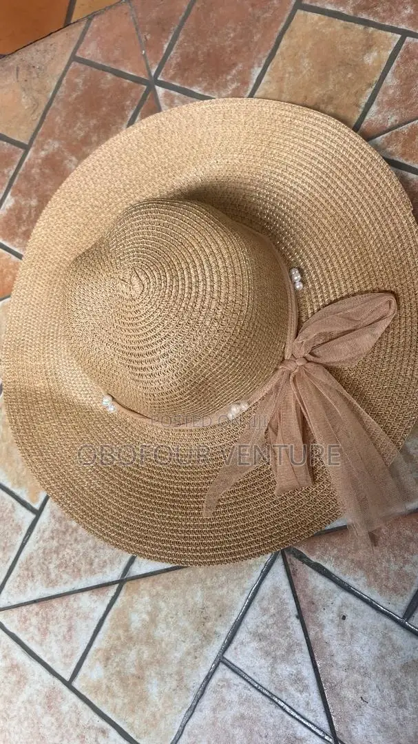 Ladies Straw Hat or Beach Hat Available. 1