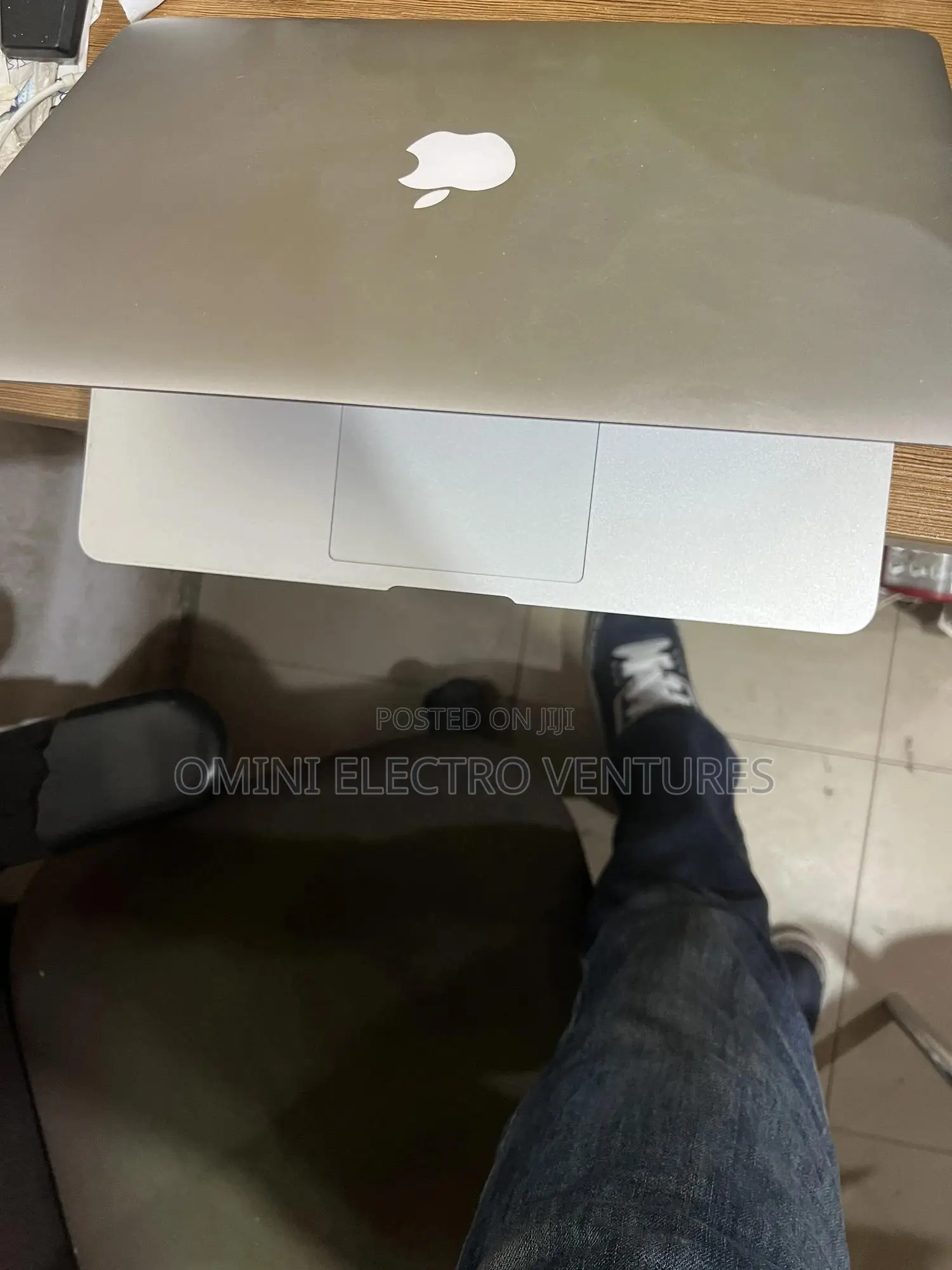 Laptop Apple MacBook Air 4GB Intel Core I5 HDD 128GB