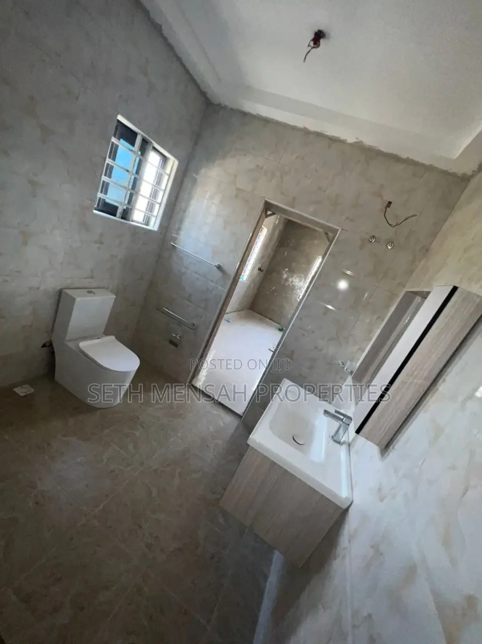 3bdrm House in Skm, Ablekuma for sale