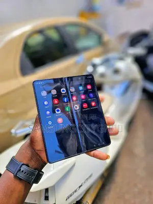 New Samsung Galaxy Z Fold4 256 GB Black