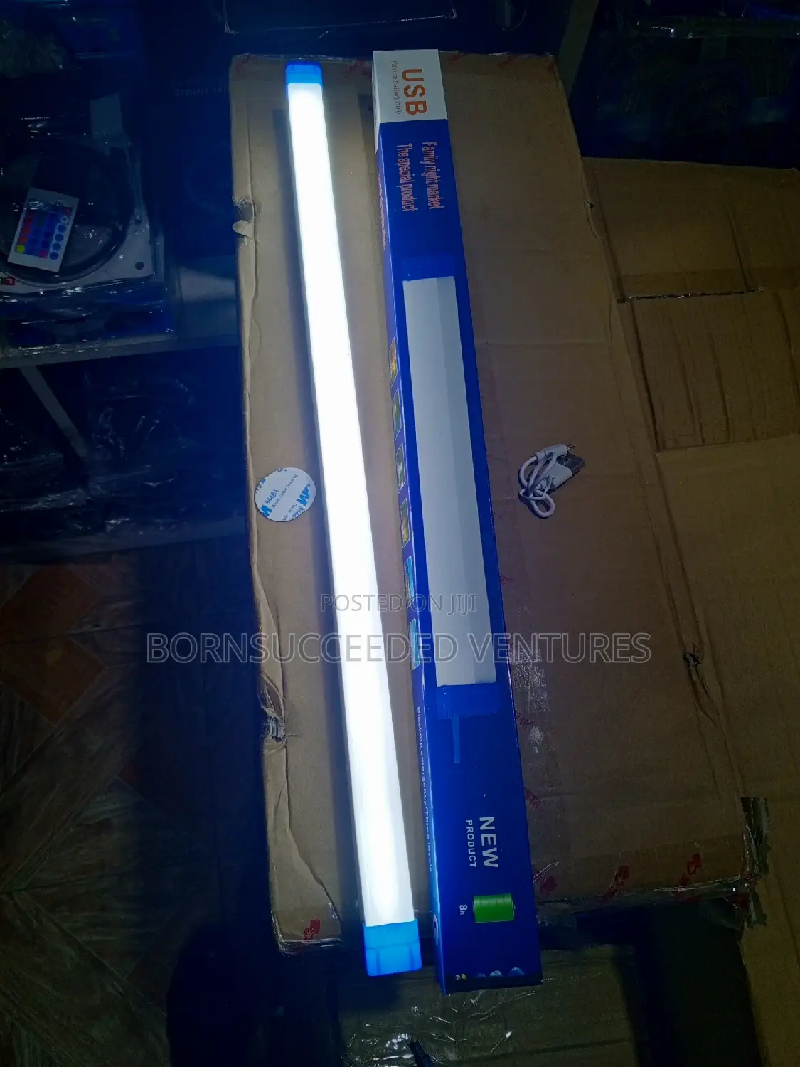 8 Hours Rechargeable Lamp